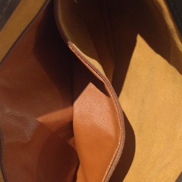 🍀 Genuine leather clauch 🌸🌺🍀 - Picture 5 of 7